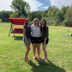 Meet your Posher, Ashley